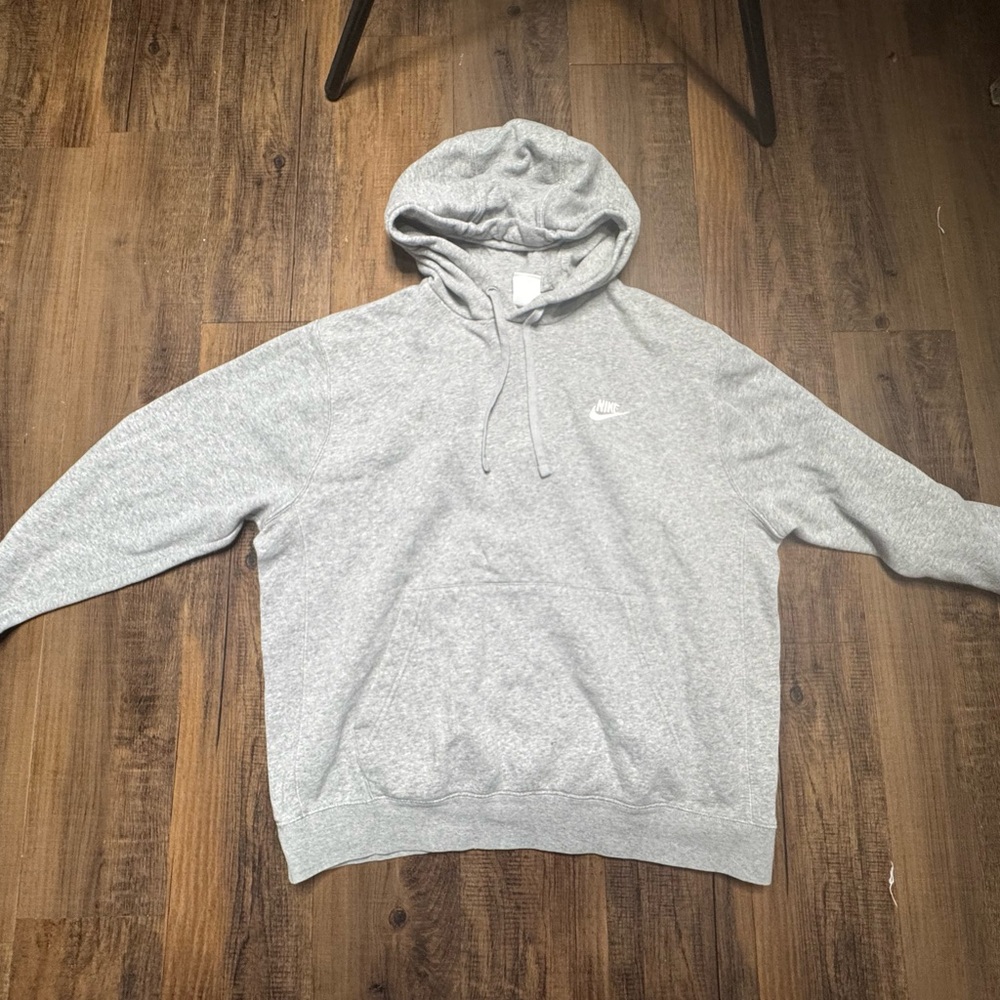 Nike grey men’s sweatshirt size large